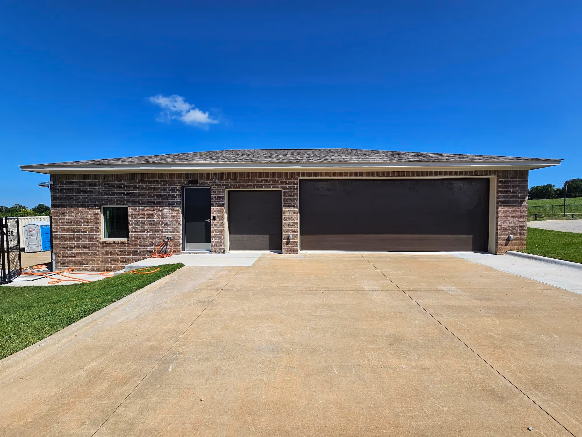 Built for Service: A Finished Arkansas State Police Office and Garage Project